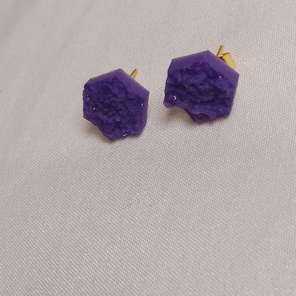 5/$25 Hand Crafted Hexagon Earrings - Picture 2 of 3